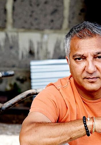 Cigar-Maker-Rocky-Patel